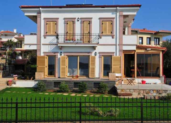 ALTIPARMAK EVİ